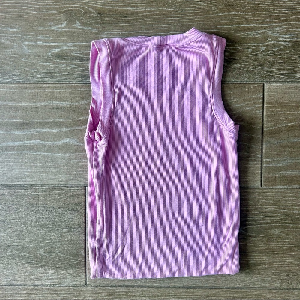 Pink Sleeveless Ribbed Top - Picture 2 of 2